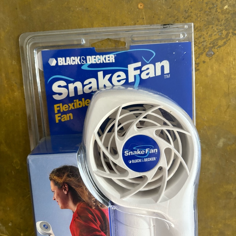Vintage BLACK & DECKER Snake‎ Fan Flexible Fan SFW1 New Old Stock Factory Sealed